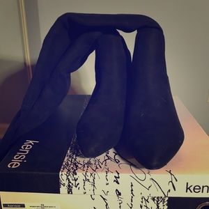 Never worn over the knee Kensie Boots